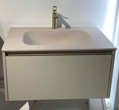 PINKO Mебел водоустойчив за баня с  умивалник