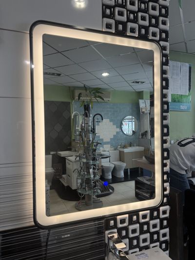 NAO 80x80x3 см Огледало с LED светещ гръб и цветна рамка