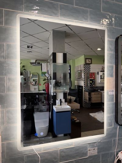 ALICANTE K правоъгълно огледало 70х90см с лед осветление и плака срещу изпотяване