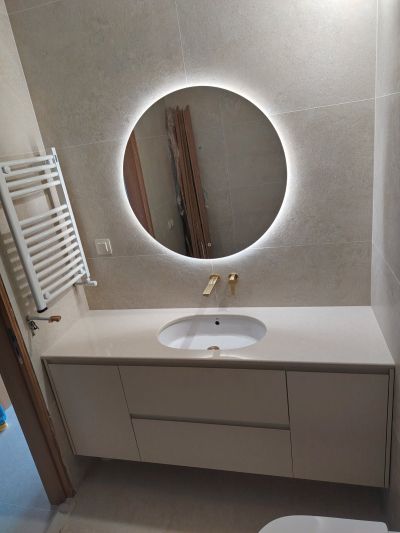 ALORA Mебел за баня с плот, чекмеджета и вратички