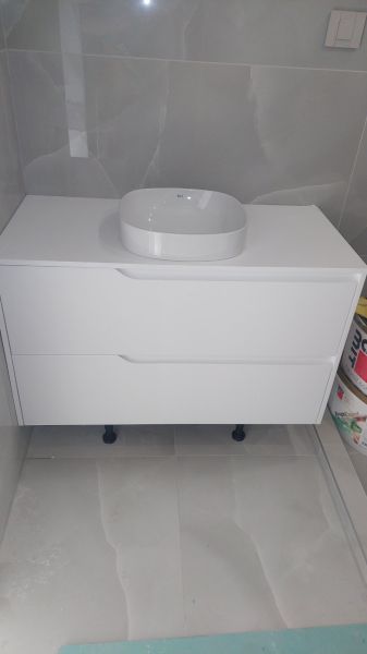 VEGAS  Mебел за баня с плот и чекмеджета