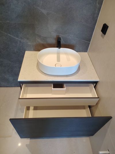 AMBROSIA Мебел за баня с две чекмеджета и плот камък