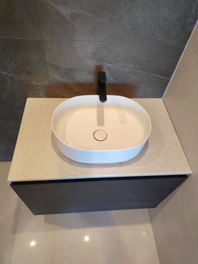 AMBROSIA Мебел за баня с две чекмеджета и плот камък